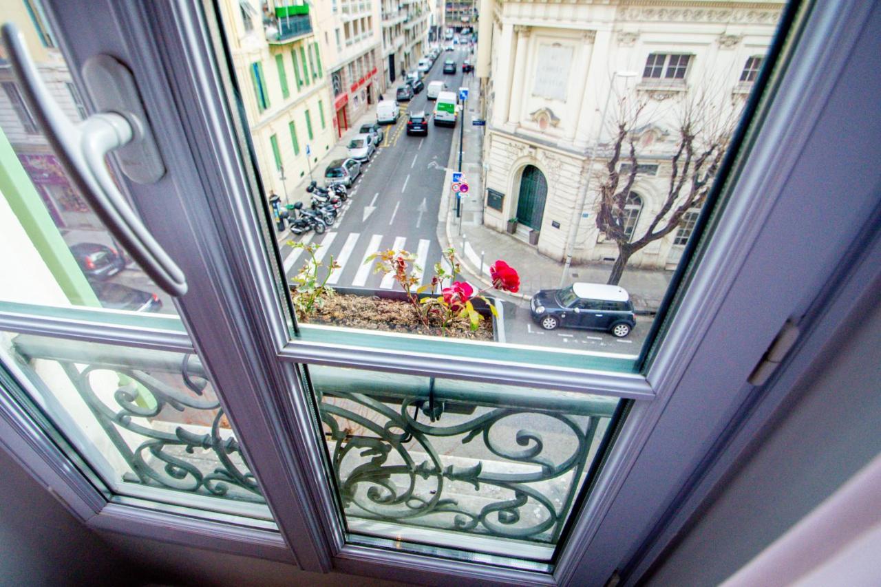 Hotel Parisien Nice Bagian luar foto